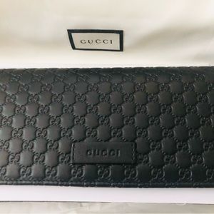 Gucci long wallet for women.Brand new.Comes with box, dust bag & GUCCI paper bag